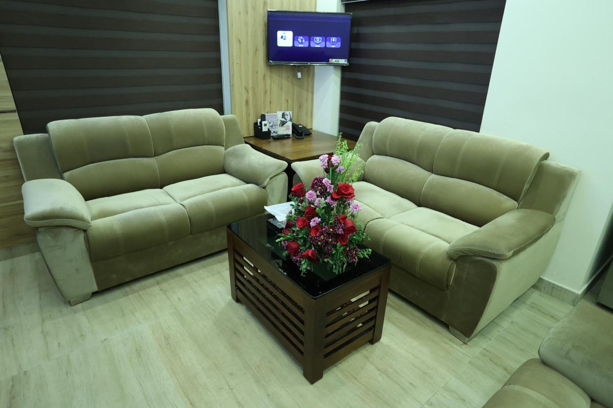 Balaji Regency Kanhangad Kannangad Exterior photo